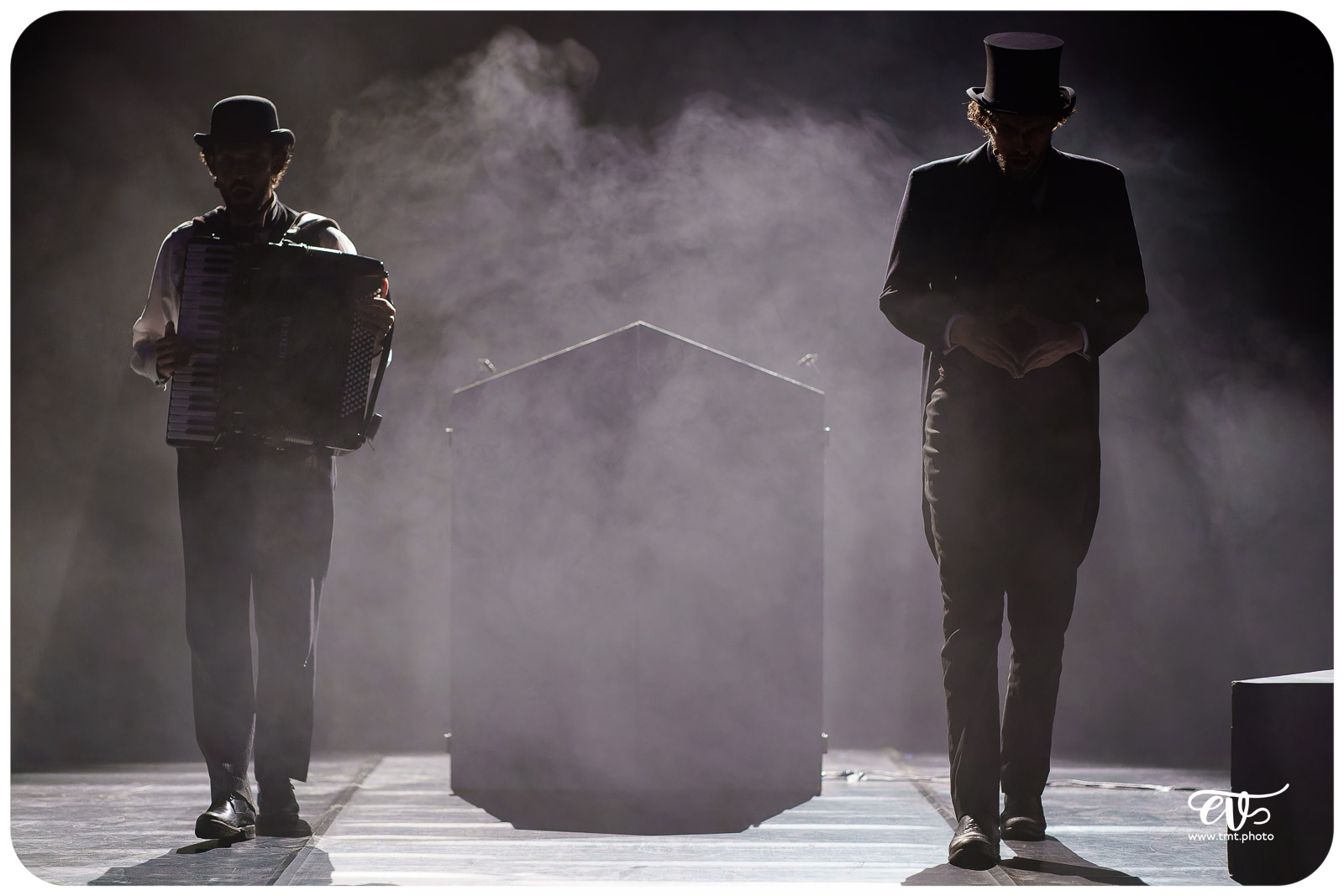 2023.05.14 CROQUE-MORTS CHANTEURS (CIE FIRMIN & HECTOR)